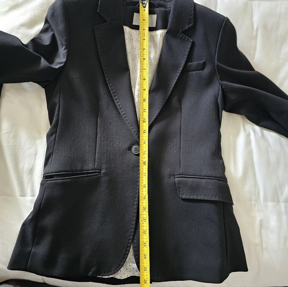 H & M Black Blazer - Picture 5 of 6